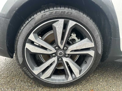 2025 Volvo V60 Cross Country Plus