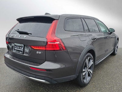 2025 Volvo V60 Cross Country Plus