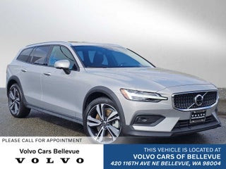 2025 Volvo V60 Cross Country Plus
