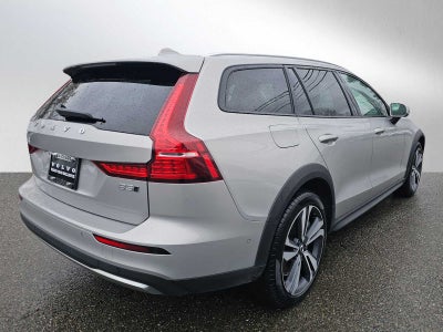 2025 Volvo V60 Cross Country Plus