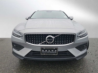 2025 Volvo V60 Cross Country Plus