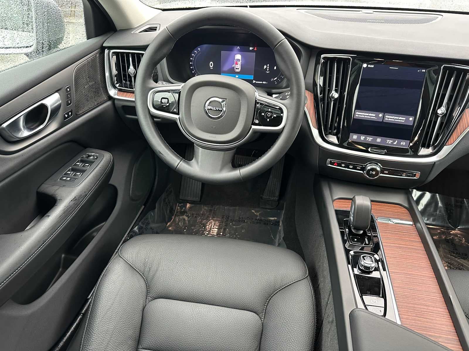 2026 Volvo V60 Cross Country Plus