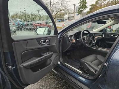 2025 Volvo V60 Cross Country Plus