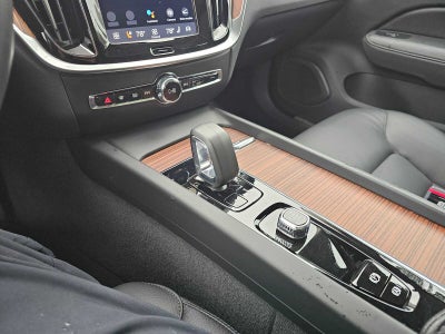 2025 Volvo V60 Cross Country Plus