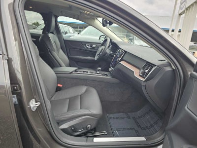 2025 Volvo V60 Cross Country Plus