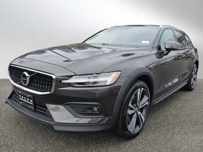 2025 Volvo V60 Cross Country Plus