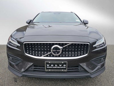 2025 Volvo V60 Cross Country Plus