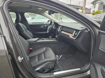 2025 Volvo V60 Cross Country Plus