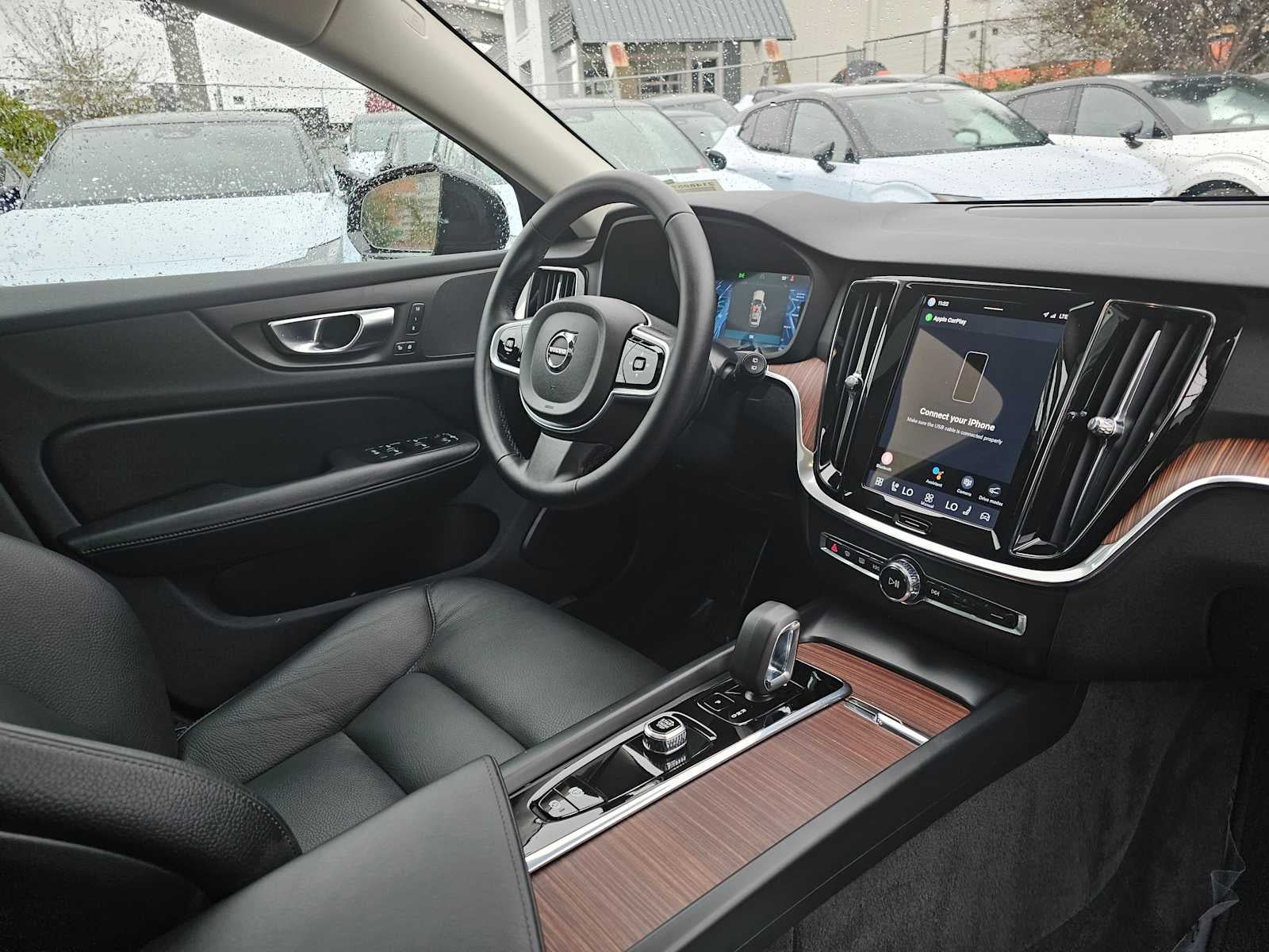 2025 Volvo V60 Cross Country Plus