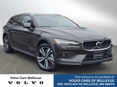 2025 Volvo V60 Cross Country Plus