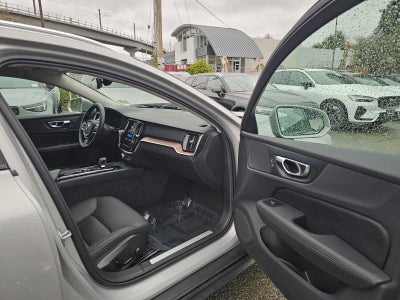 2025 Volvo V60 Cross Country Plus