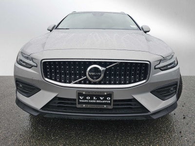 2025 Volvo V60 Cross Country Plus