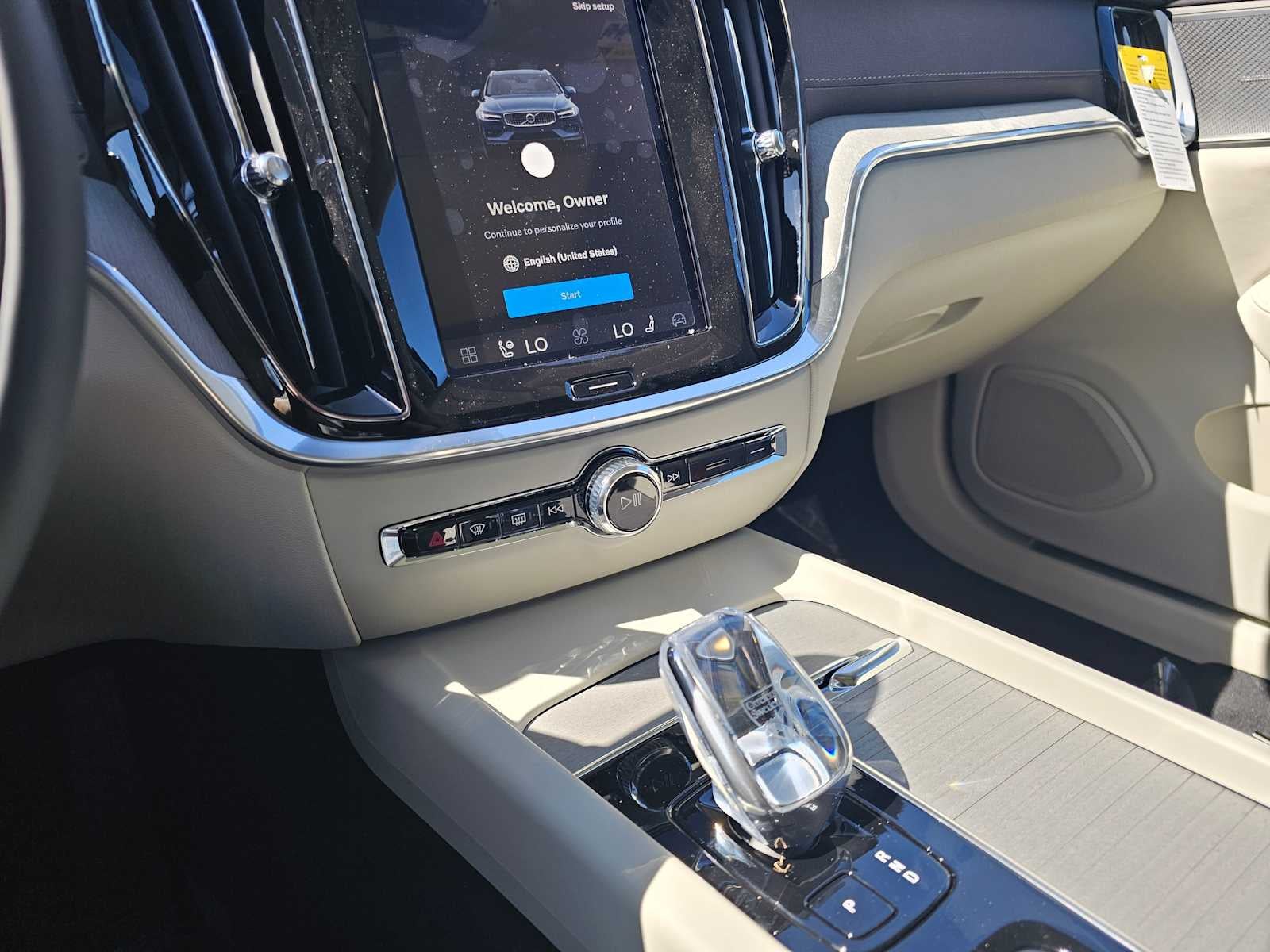 2026 Volvo V60 Cross Country Ultra