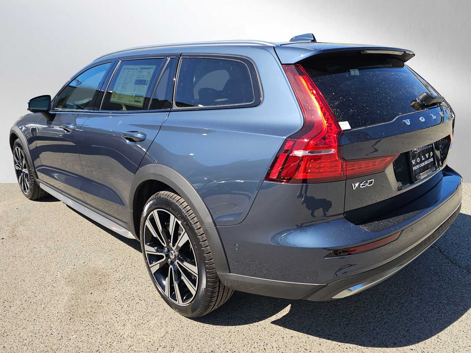 2026 Volvo V60 Cross Country Ultra