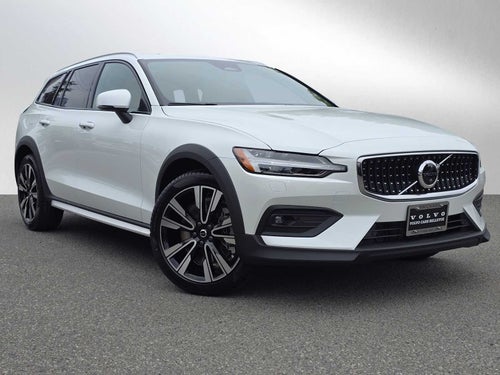 2026 Volvo V60 Cross Country Ultra