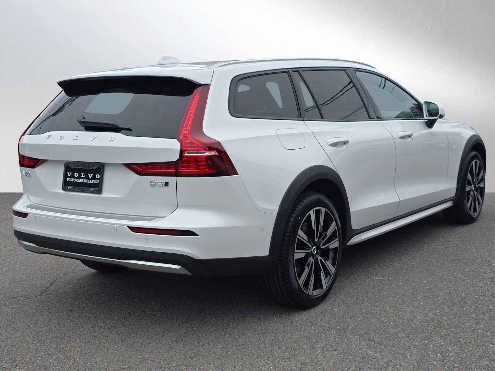2026 Volvo V60 Cross Country Ultra