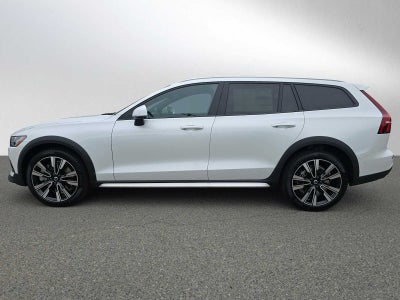 2026 Volvo V60 Cross Country Ultra