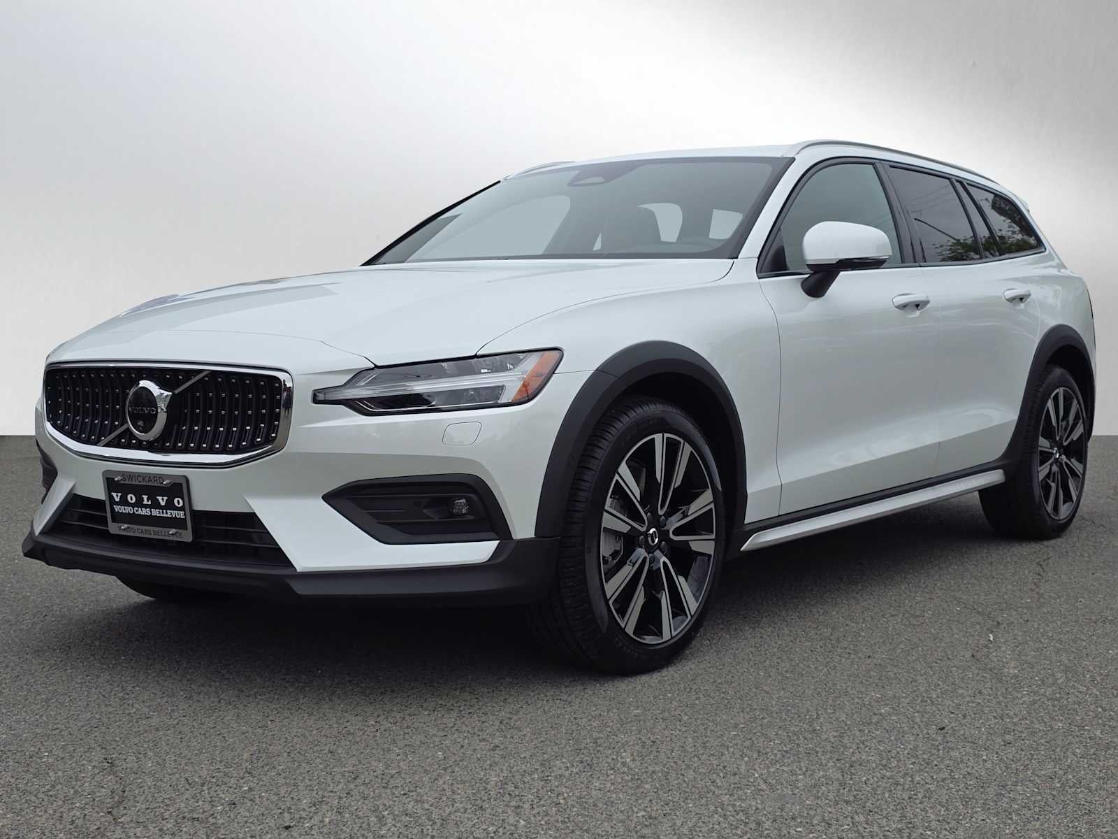 2026 Volvo V60 Cross Country Ultra