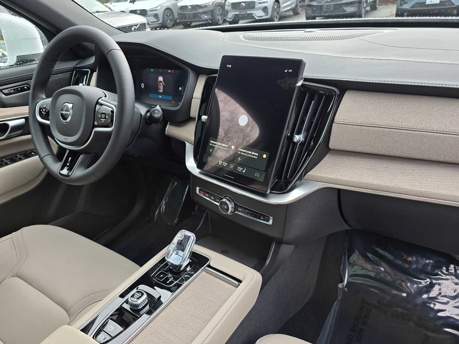 2026 Volvo XC90 Plus