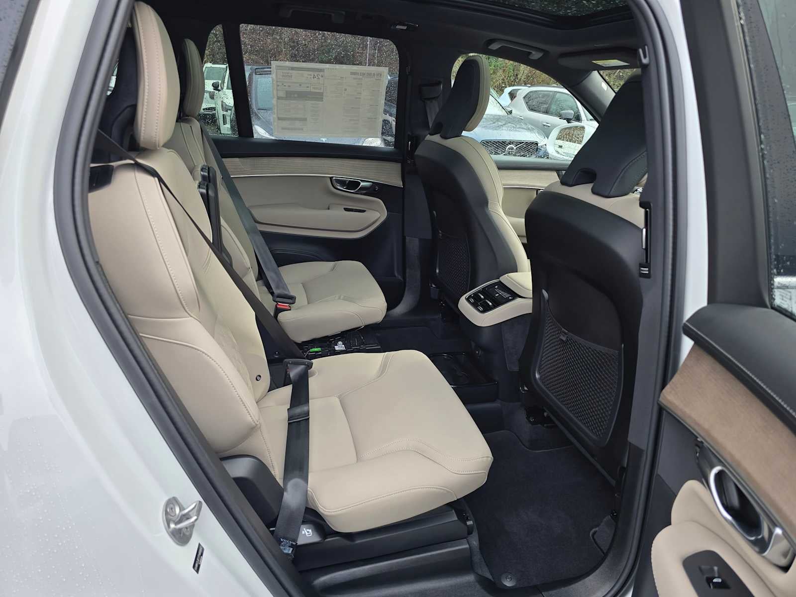 2026 Volvo XC90 Plus