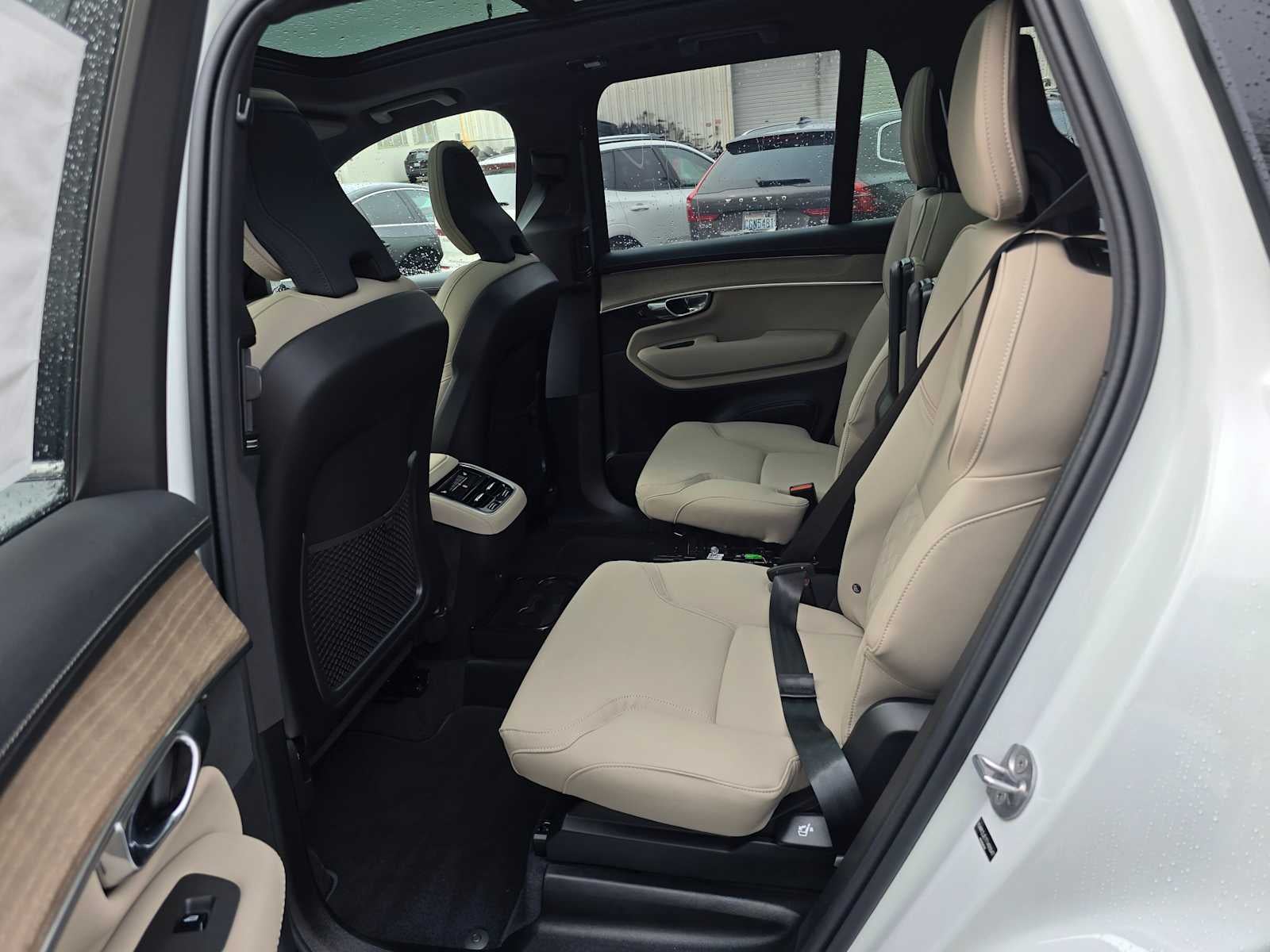 2026 Volvo XC90 Plus