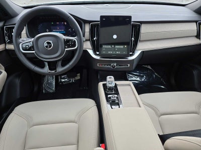 2026 Volvo XC90 Plus