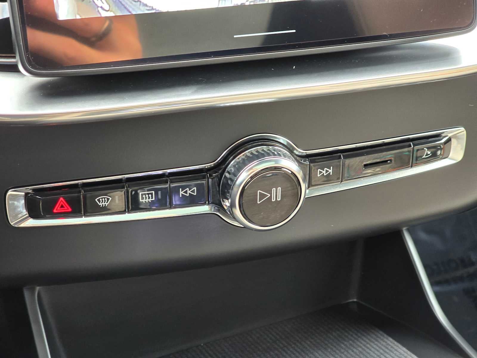 2026 Volvo XC90 Plus