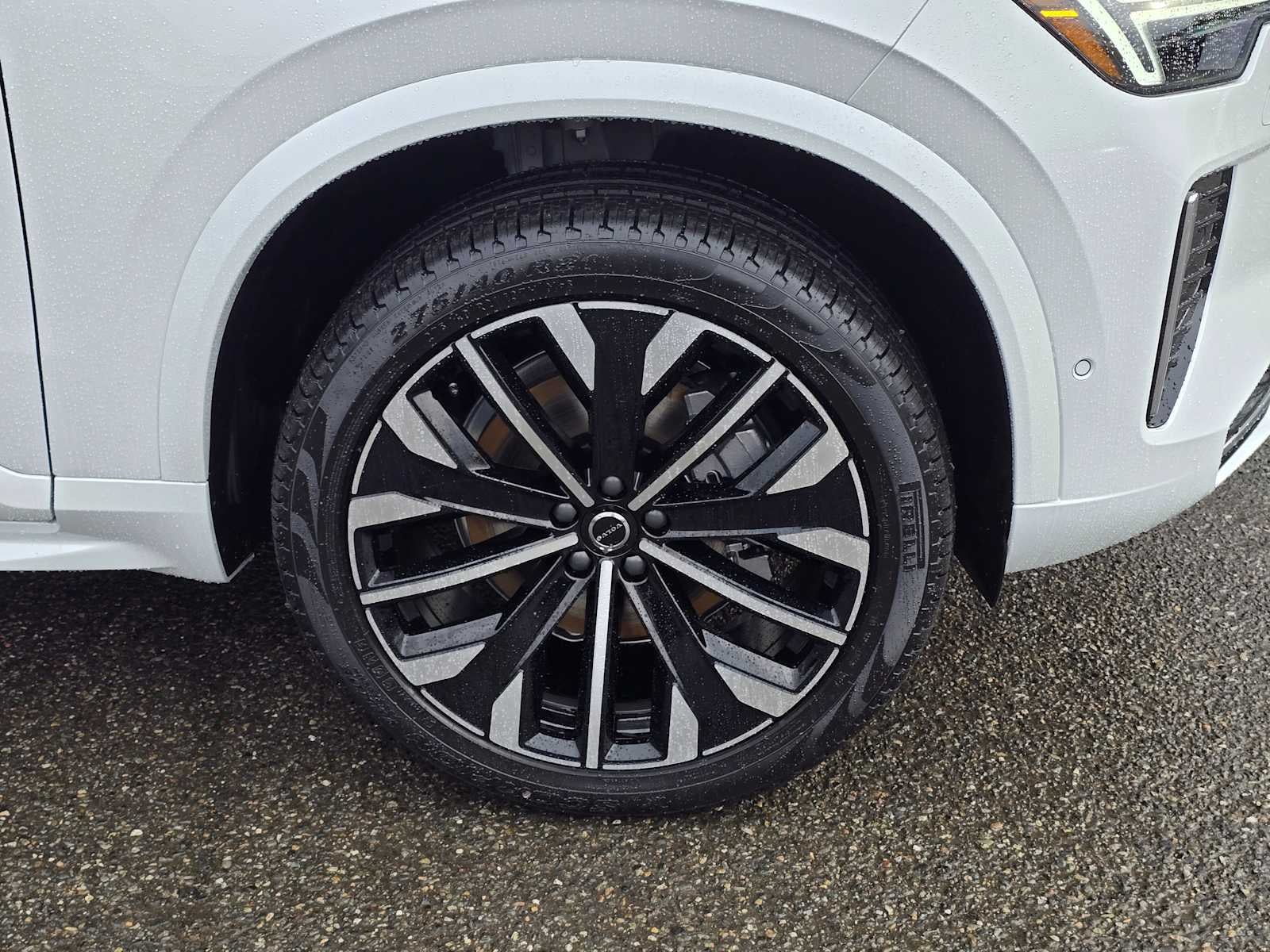 2026 Volvo XC90 Plus