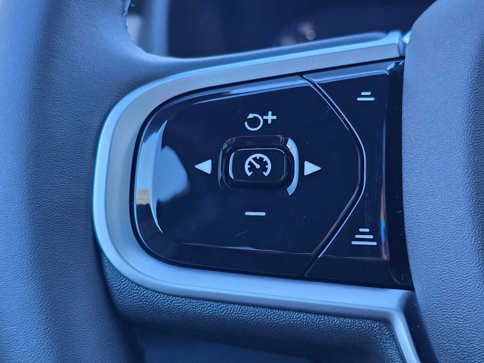 2026 Volvo XC90 Plus