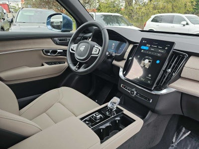 2026 Volvo XC90 Plus