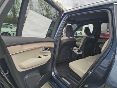 2026 Volvo XC90 Plus