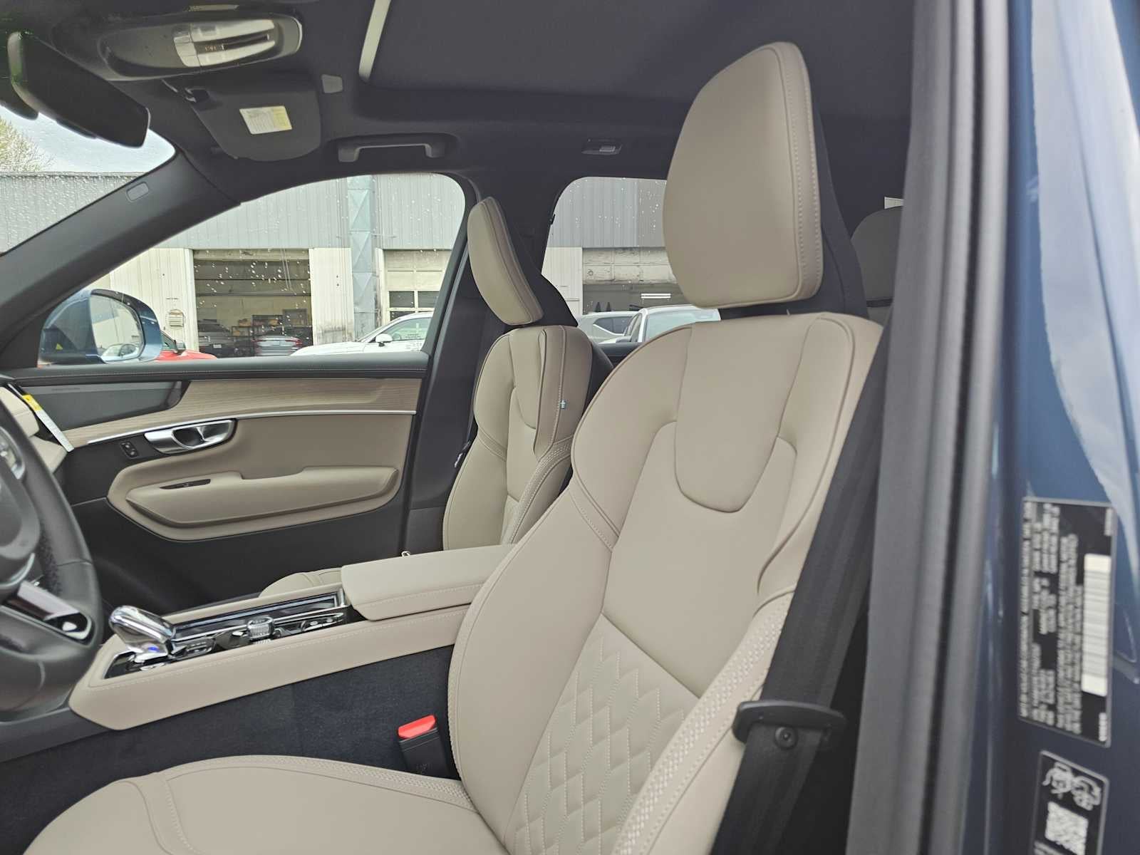 2026 Volvo XC90 Plus