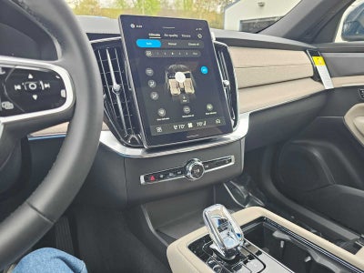 2026 Volvo XC90 Plus