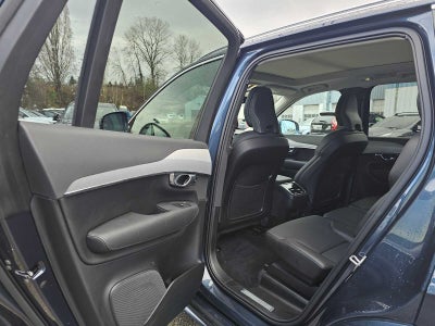 2025 Volvo XC90 Core