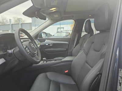 2025 Volvo XC90 Core