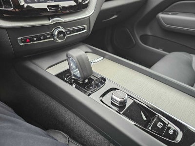 2025 Volvo XC60 Plus