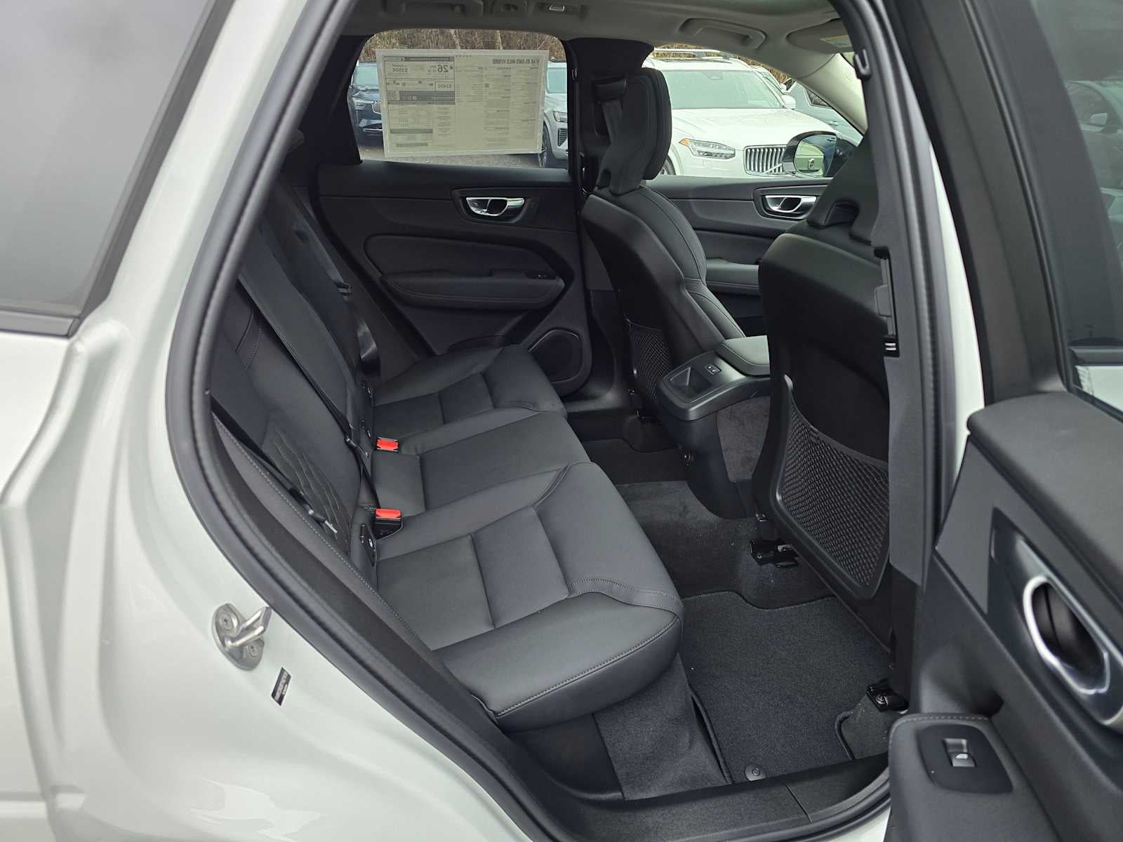 2026 Volvo XC60 Plus