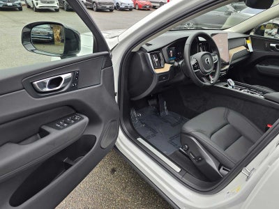 2026 Volvo XC60 Plus