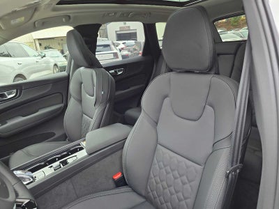 2026 Volvo XC60 Plus