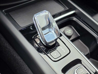 2026 Volvo XC60 Plus