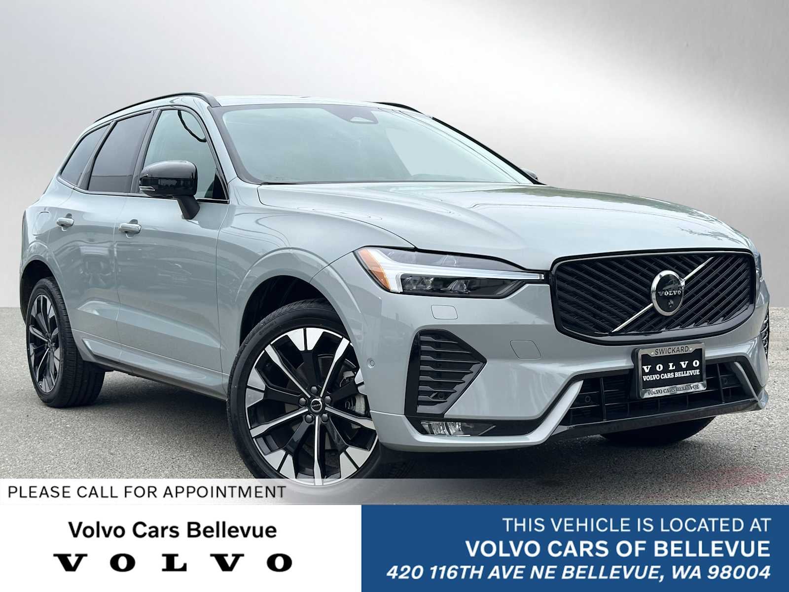 2026 Volvo XC60 B5 Plus Dark AWD's photo