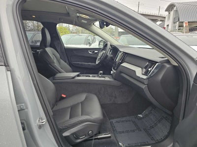 2025 Volvo XC60 Plus