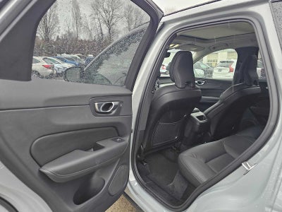 2025 Volvo XC60 Plus
