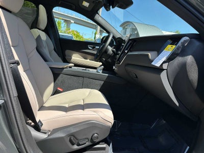 2026 Volvo XC60 Plus