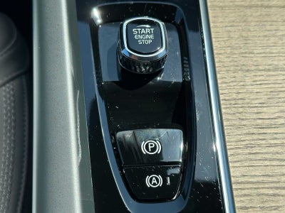 2026 Volvo XC60 Plus