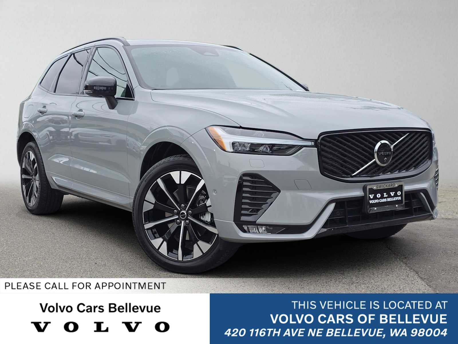 2026 Volvo XC60 B5 Plus Dark AWD's photo