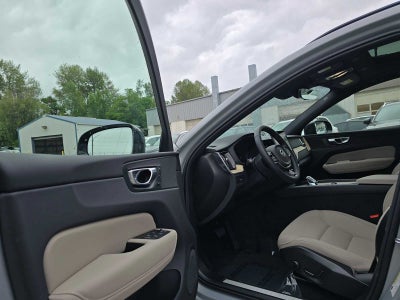 2026 Volvo XC60 Plus