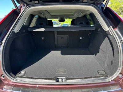 2026 Volvo XC60 Plus