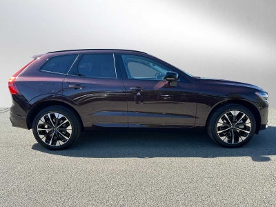 2026 Volvo XC60 Plus