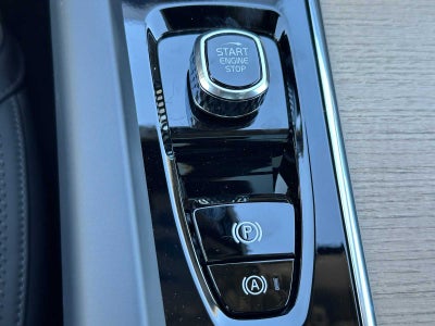 2026 Volvo XC60 Plus